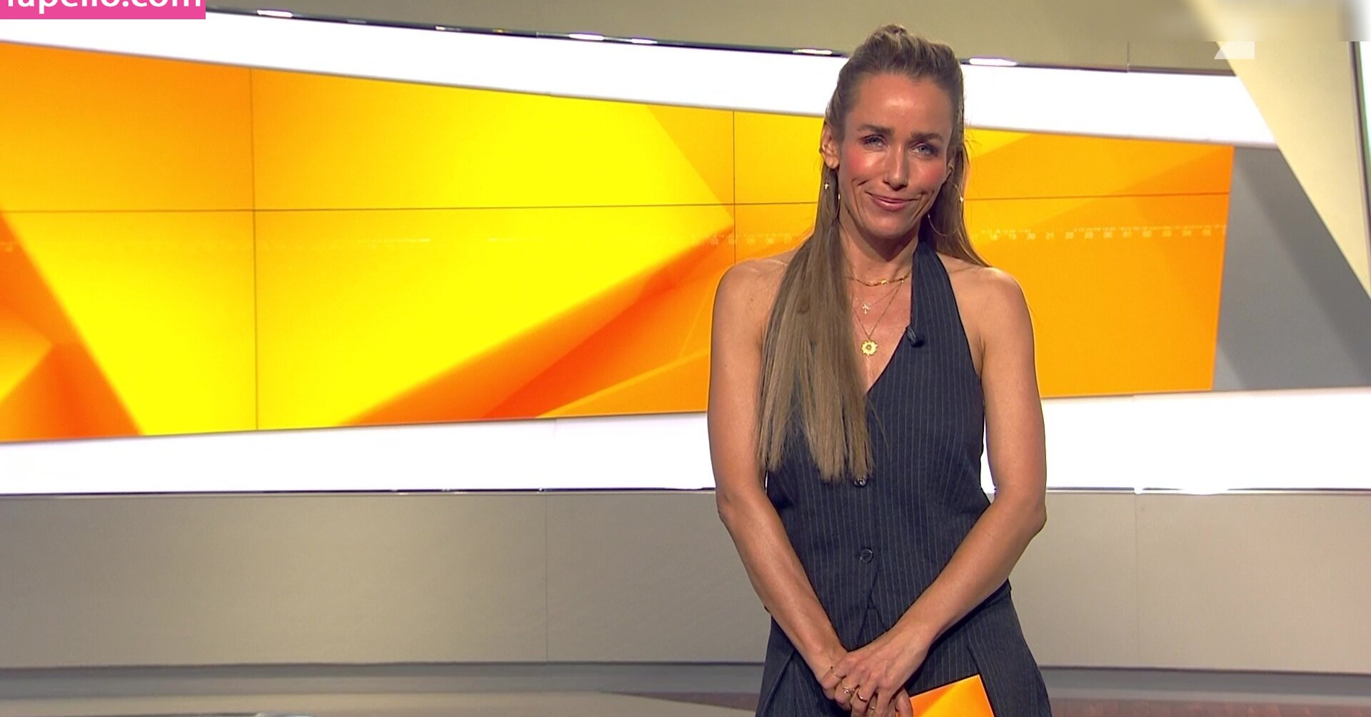 annemarie-carpendale Nude Leaks OnlyFans Photos #408 - LeakJerk