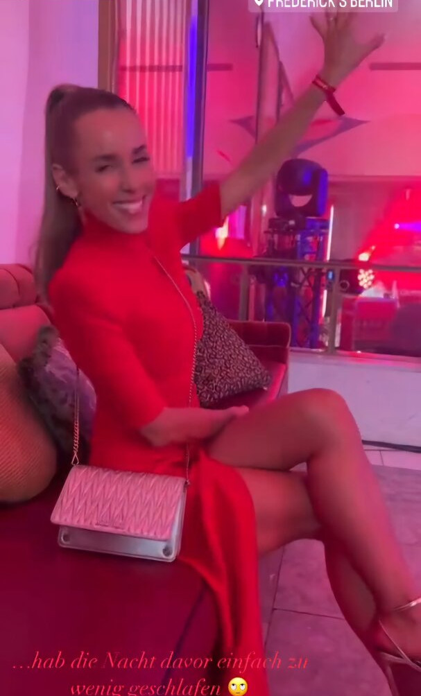 annemarie-carpendale Nude Leaks OnlyFans Photos #475 - LeakJerk