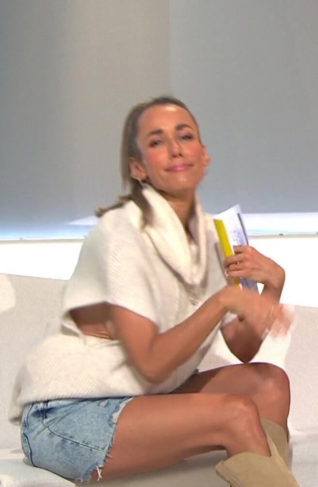 annemarie-carpendale Nude Leaks OnlyFans Photos #488 - LeakJerk