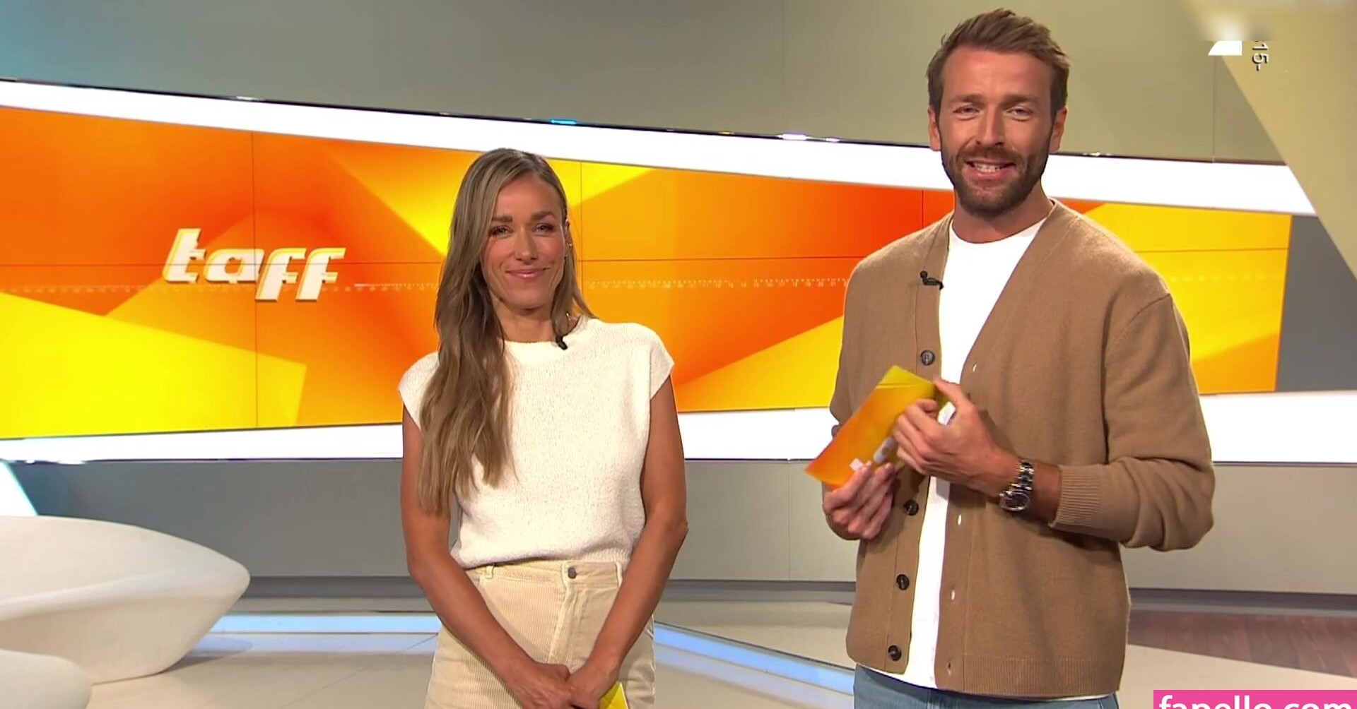 annemarie-carpendale Nude Leaks OnlyFans Photos #532 - LeakJerk