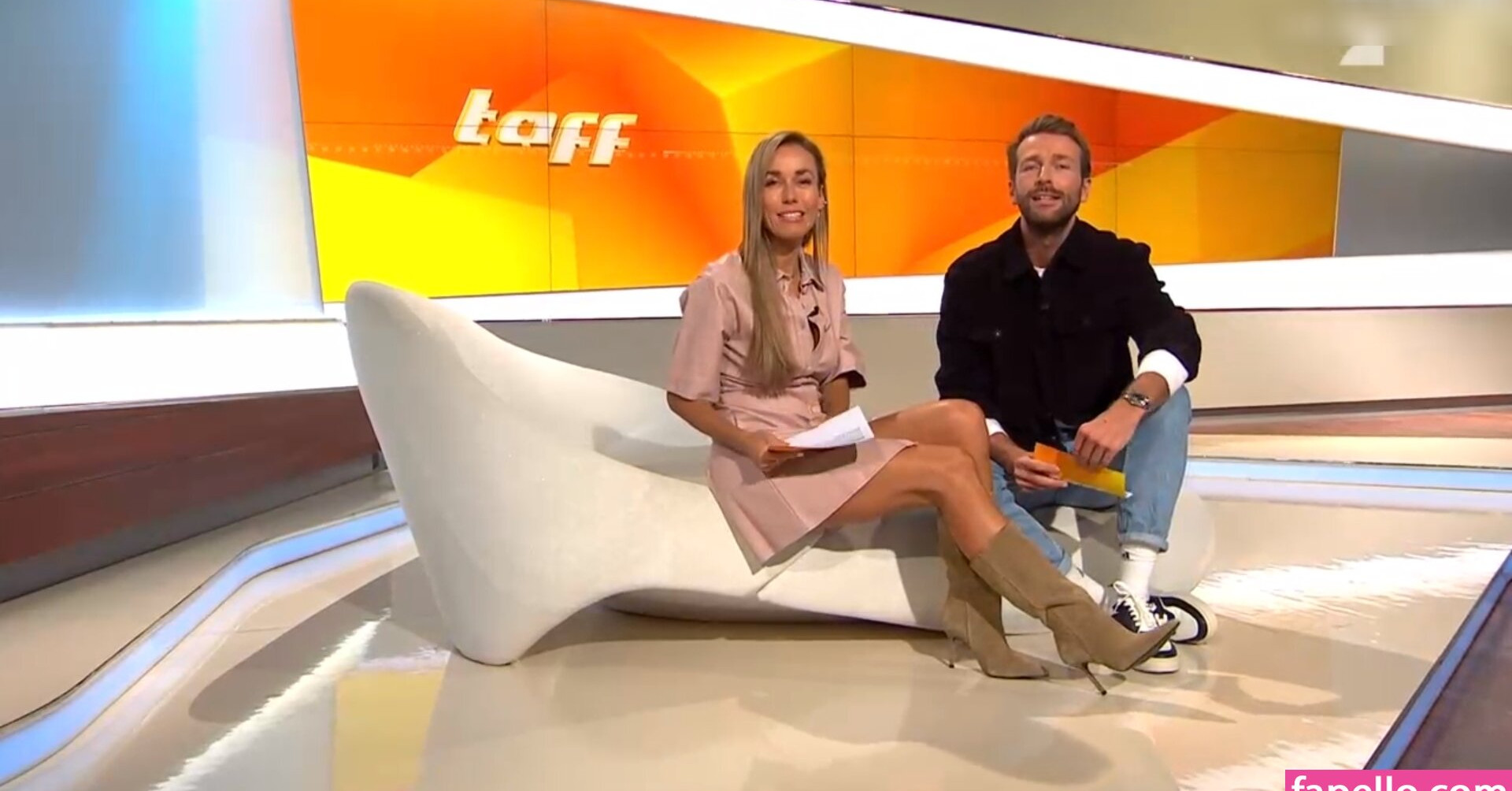 annemarie-carpendale Nude Leaks OnlyFans Photos #533 - LeakJerk