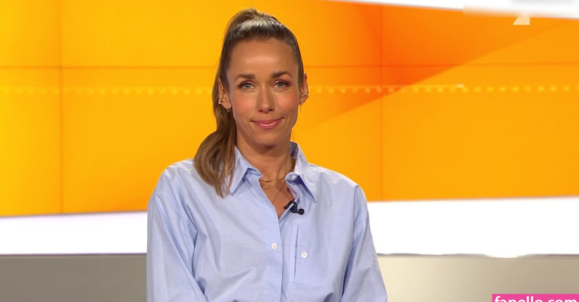 annemarie-carpendale Nude Leaks OnlyFans Photos #560 - LeakJerk