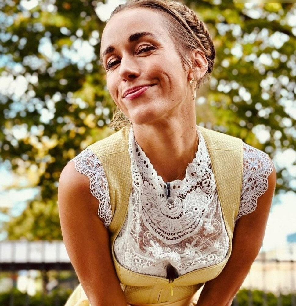 annemarie-carpendale Nude Leaks OnlyFans Photos #574 - LeakJerk