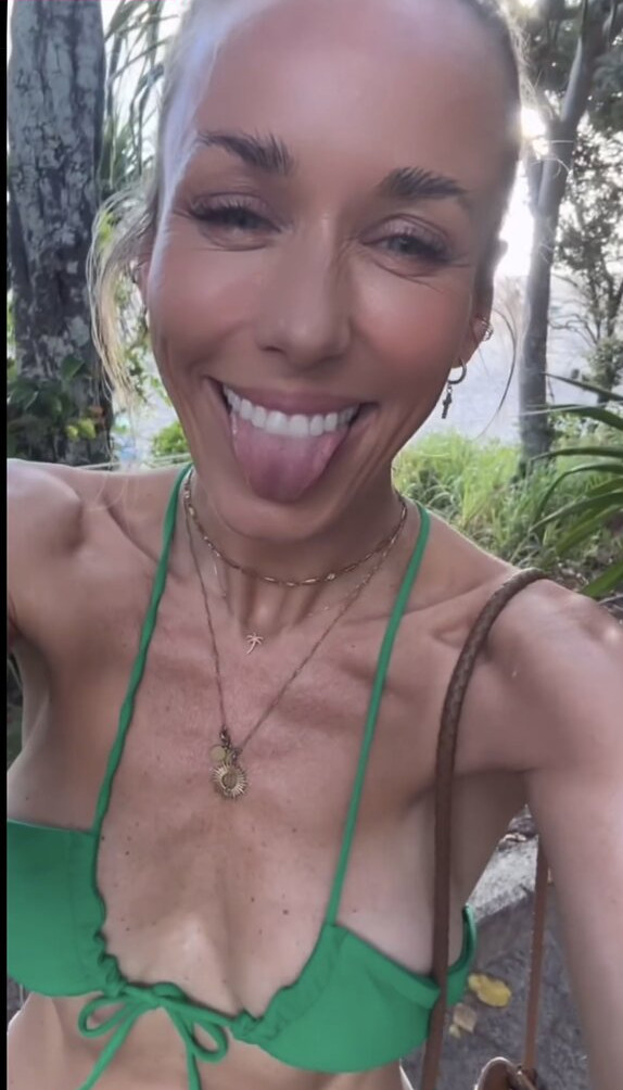 annemarie-carpendale Nude Leaks OnlyFans Photos #589 - LeakJerk