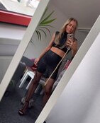 annemarie-carpendale Nude Leaks OnlyFans Photos #610 - LeakJerk