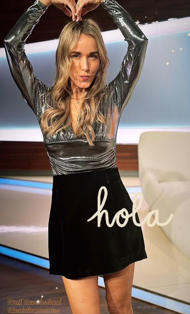 annemarie-carpendale Nude Leaks OnlyFans Photos #653 - LeakJerk