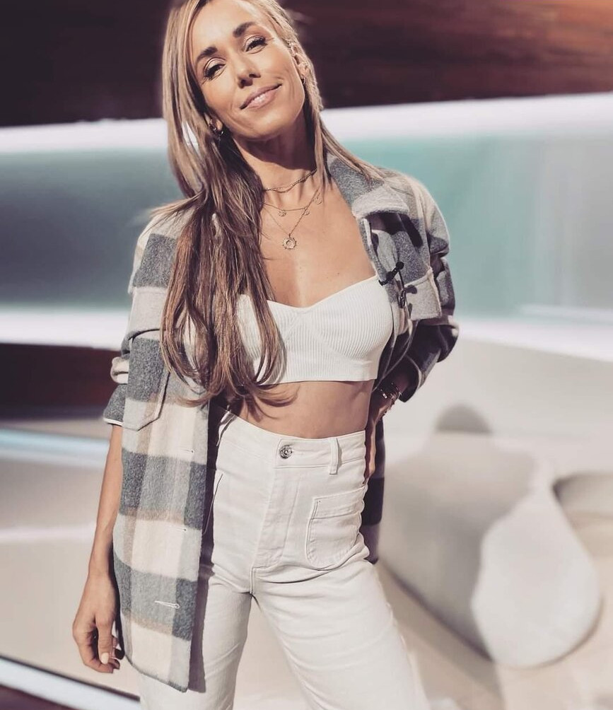 annemarie-carpendale Nude Leaks OnlyFans Photos #668 - LeakJerk