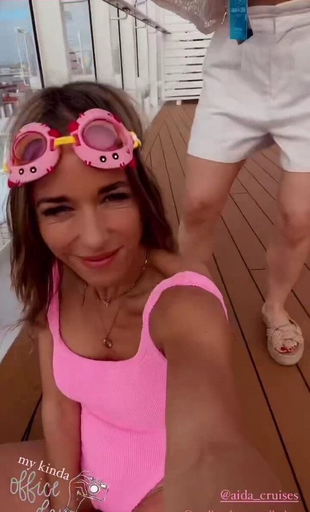 annemarie-carpendale Nude Leaks OnlyFans Photos #686 - LeakJerk