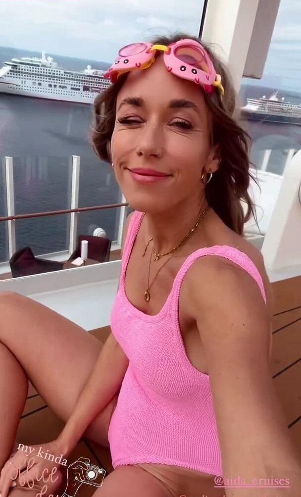 annemarie-carpendale Nude Leaks OnlyFans Photos #687 - LeakJerk