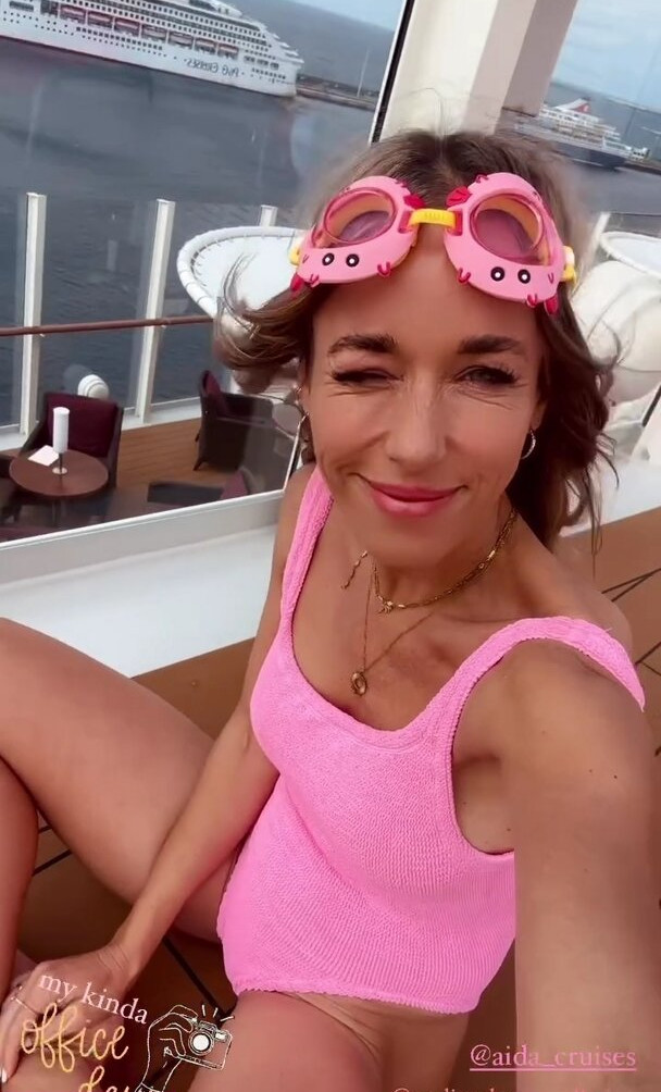 annemarie-carpendale Nude Leaks OnlyFans Photos #688 - LeakJerk