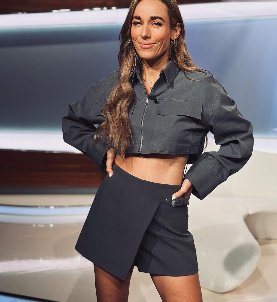 annemarie-carpendale Nude Leaks OnlyFans Photos #701 - LeakJerk