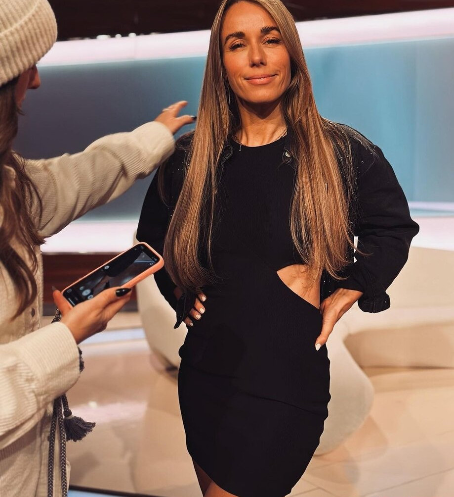 annemarie-carpendale Nude Leaks OnlyFans Photos #707 - LeakJerk