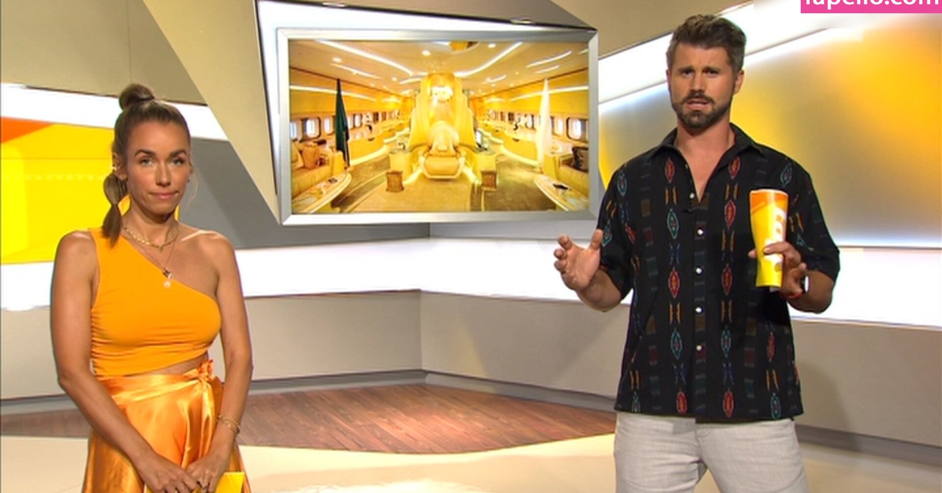 annemarie-carpendale Nude Leaks OnlyFans Photos #827 - LeakJerk