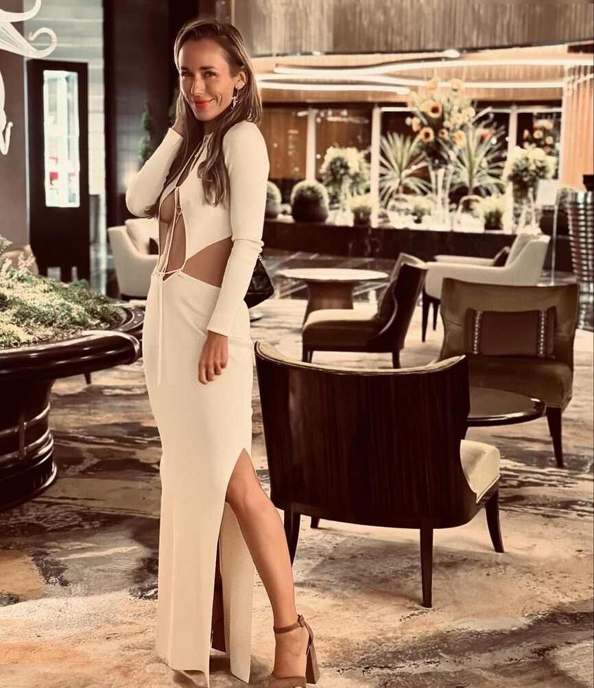 annemarie-carpendale Nude Leaks OnlyFans Photos #86 - LeakJerk