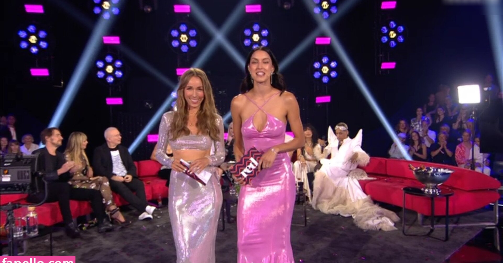 annemarie-carpendale Nude Leaks OnlyFans Photos #924 - LeakJerk