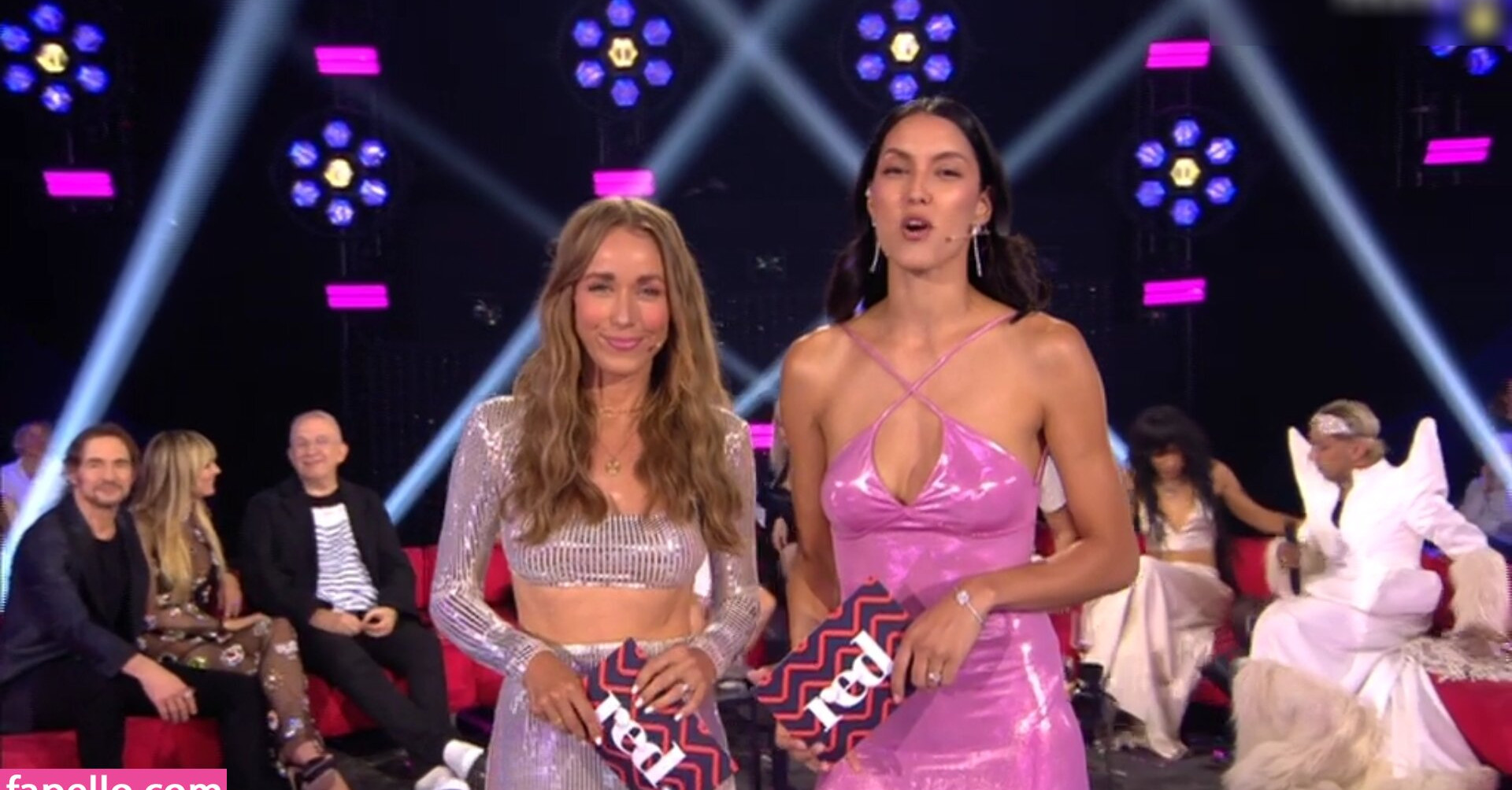 annemarie-carpendale Nude Leaks OnlyFans Photos #939 - LeakJerk