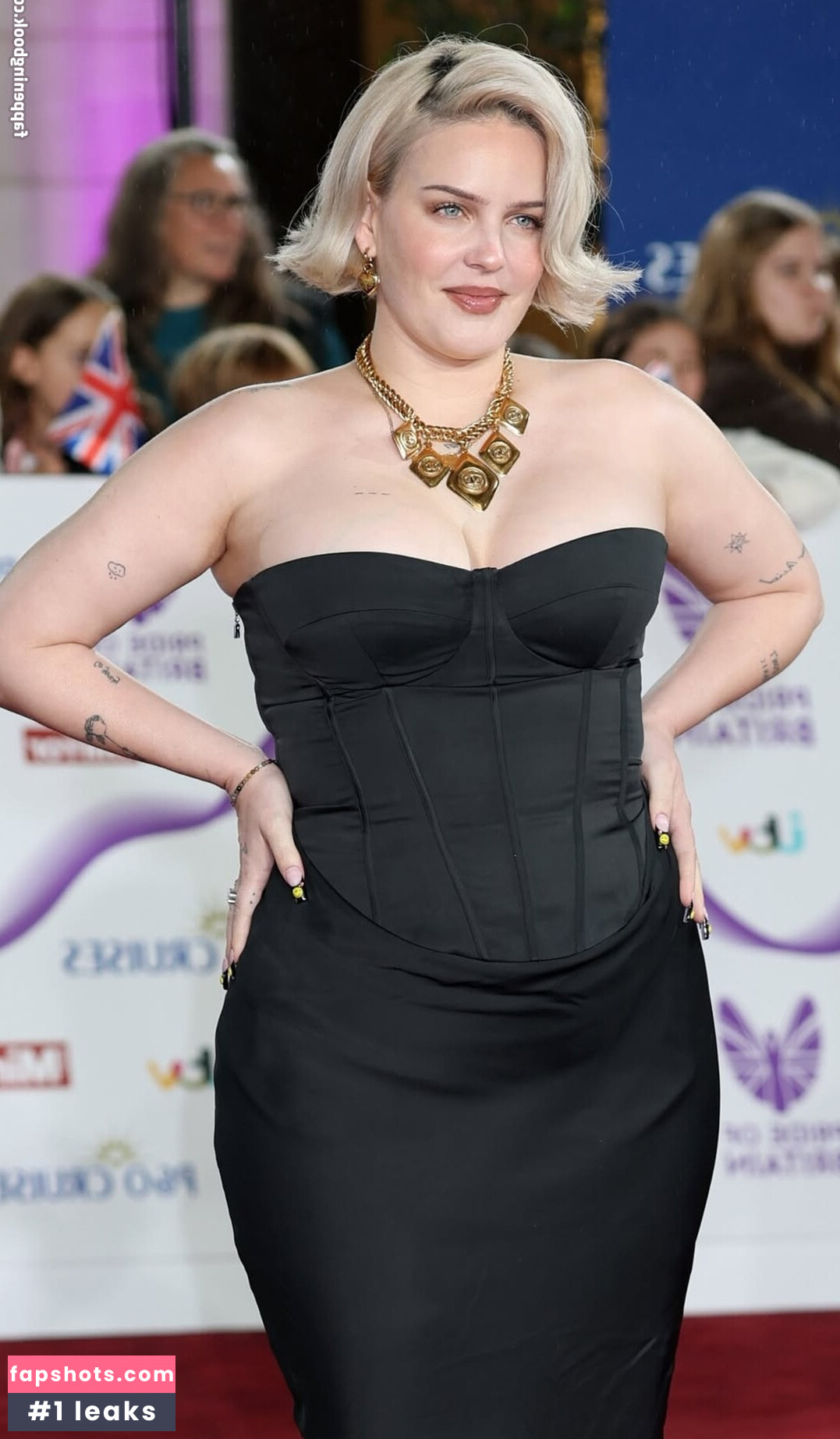 Annemarie gallery photo #14