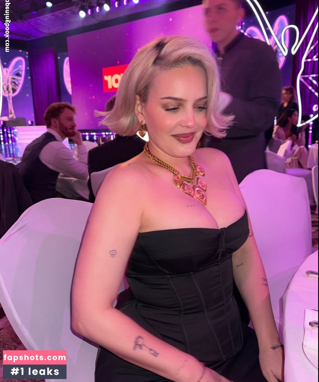 Annemarie gallery photo #18