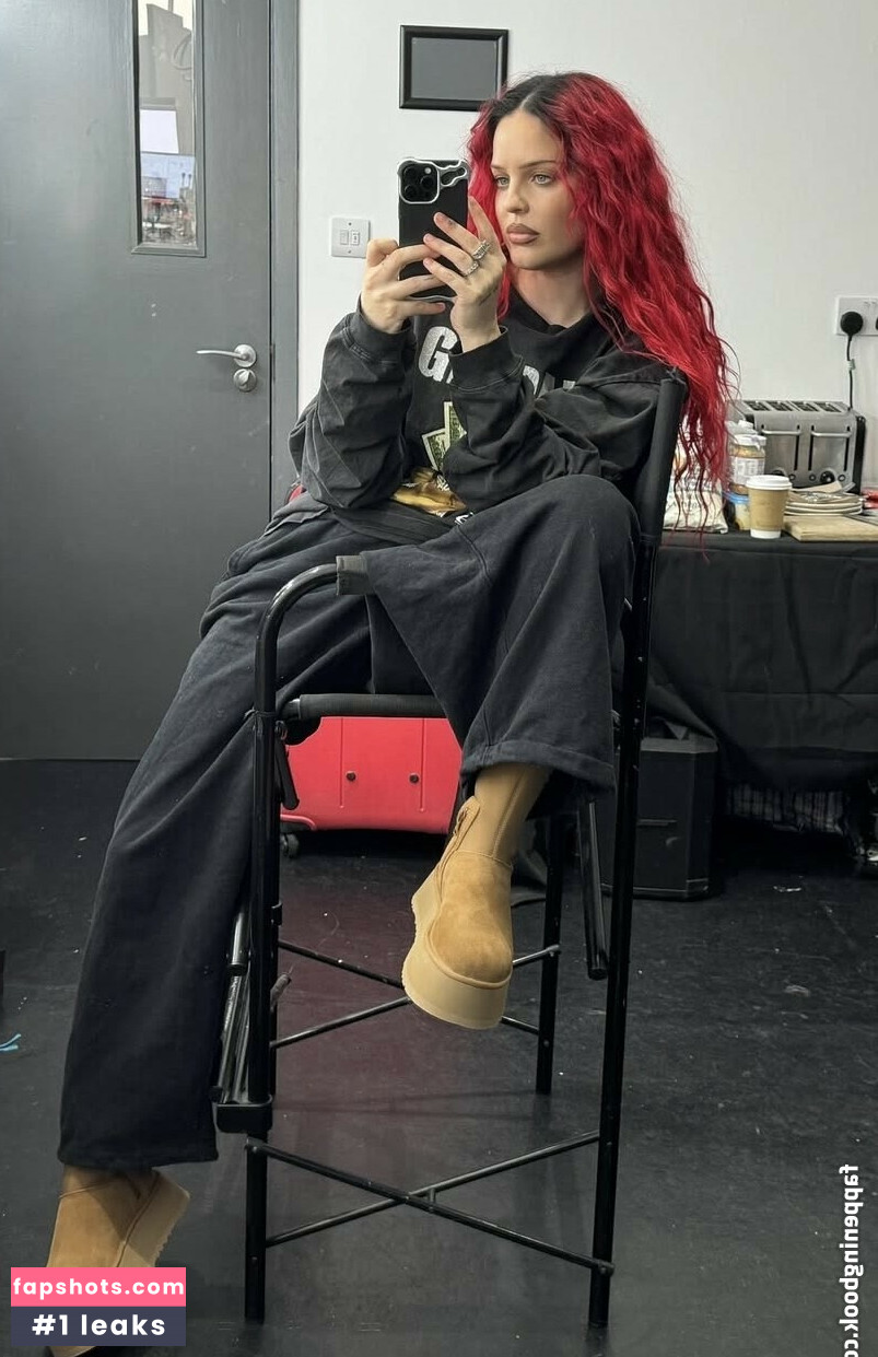 Annemarie gallery photo #22