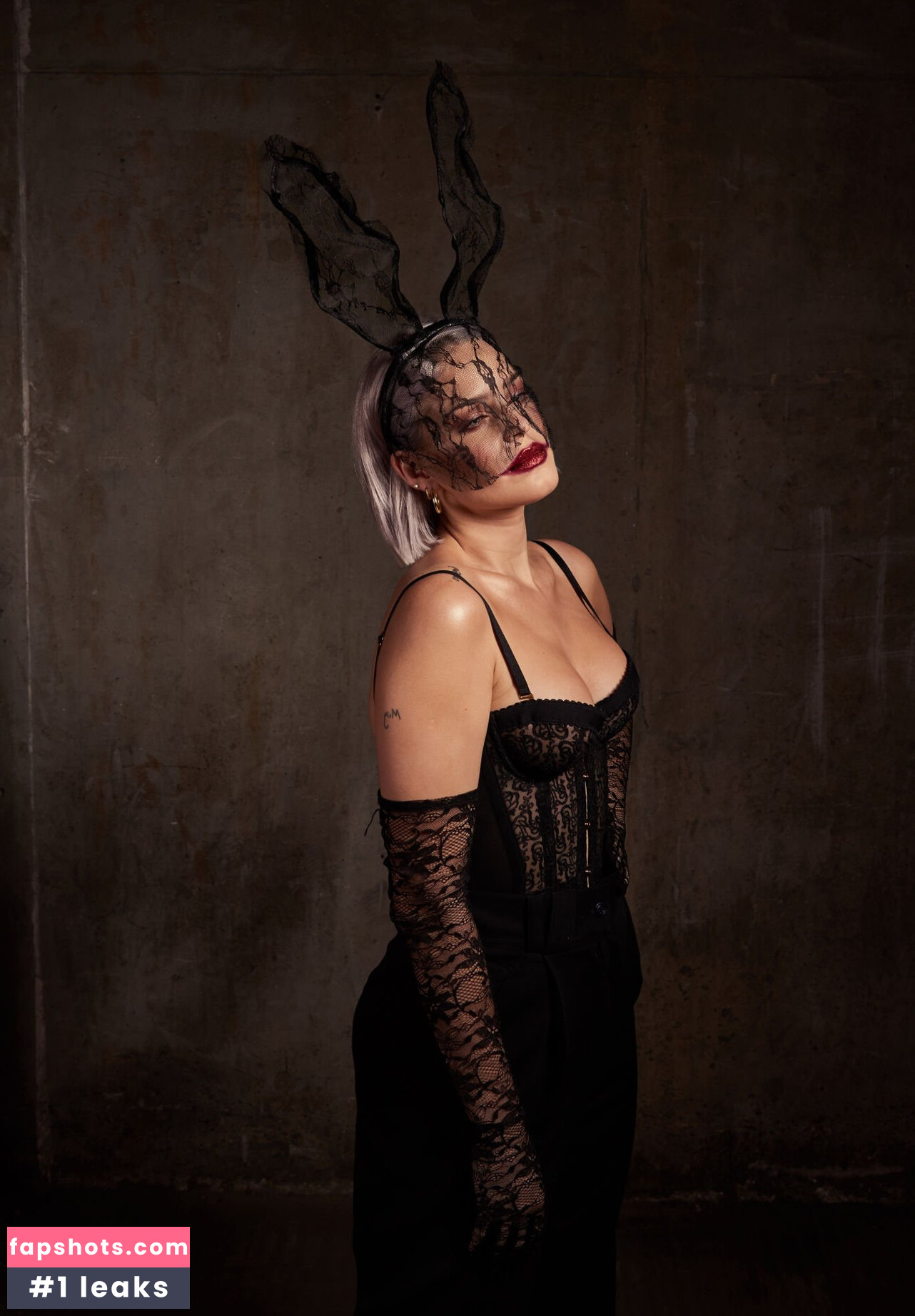 Annemarie gallery photo #51