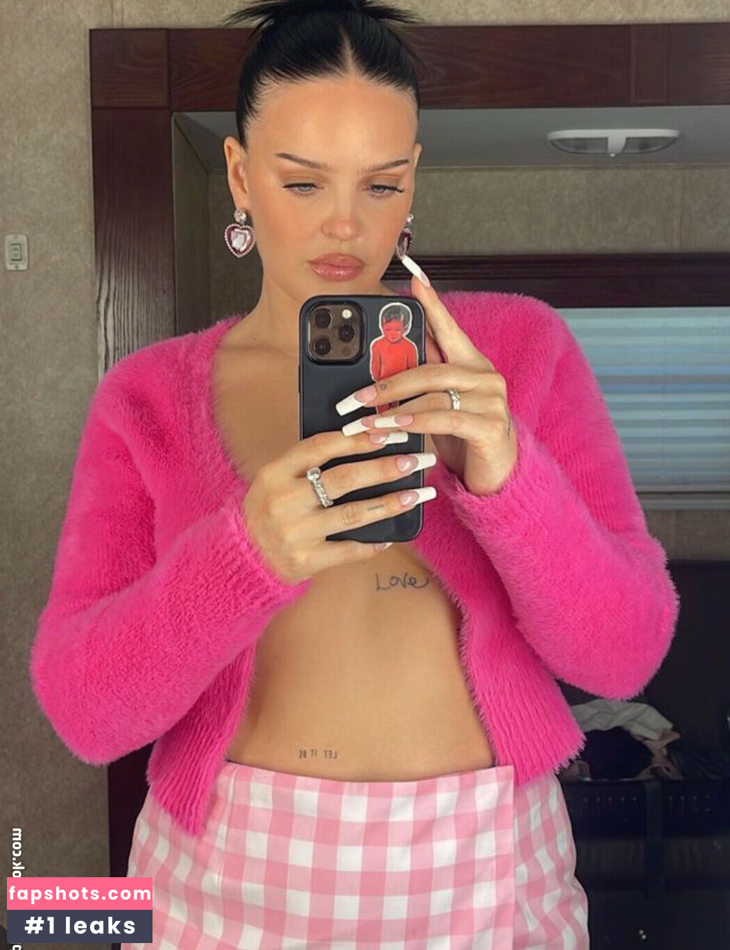 Annemarie gallery photo #54