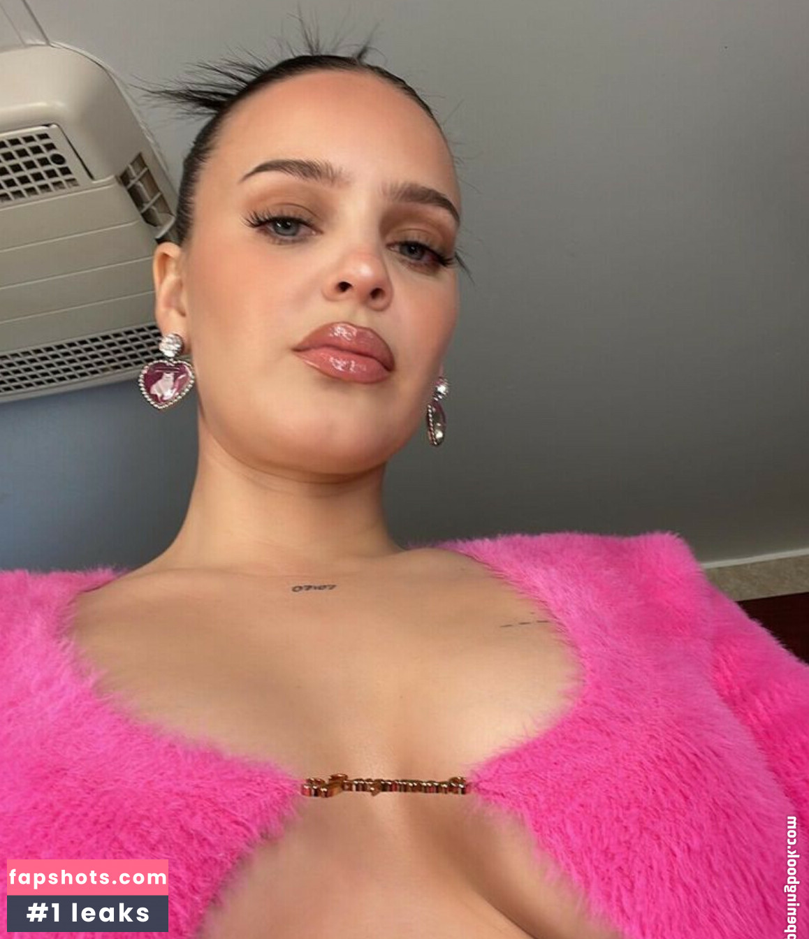 Annemarie gallery photo #56