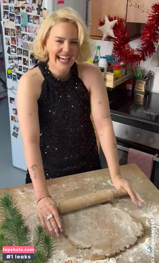 Annemarie gallery photo #7