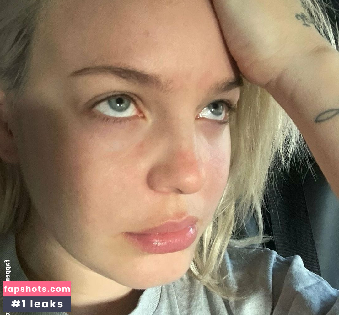 Annemarie gallery photo #85