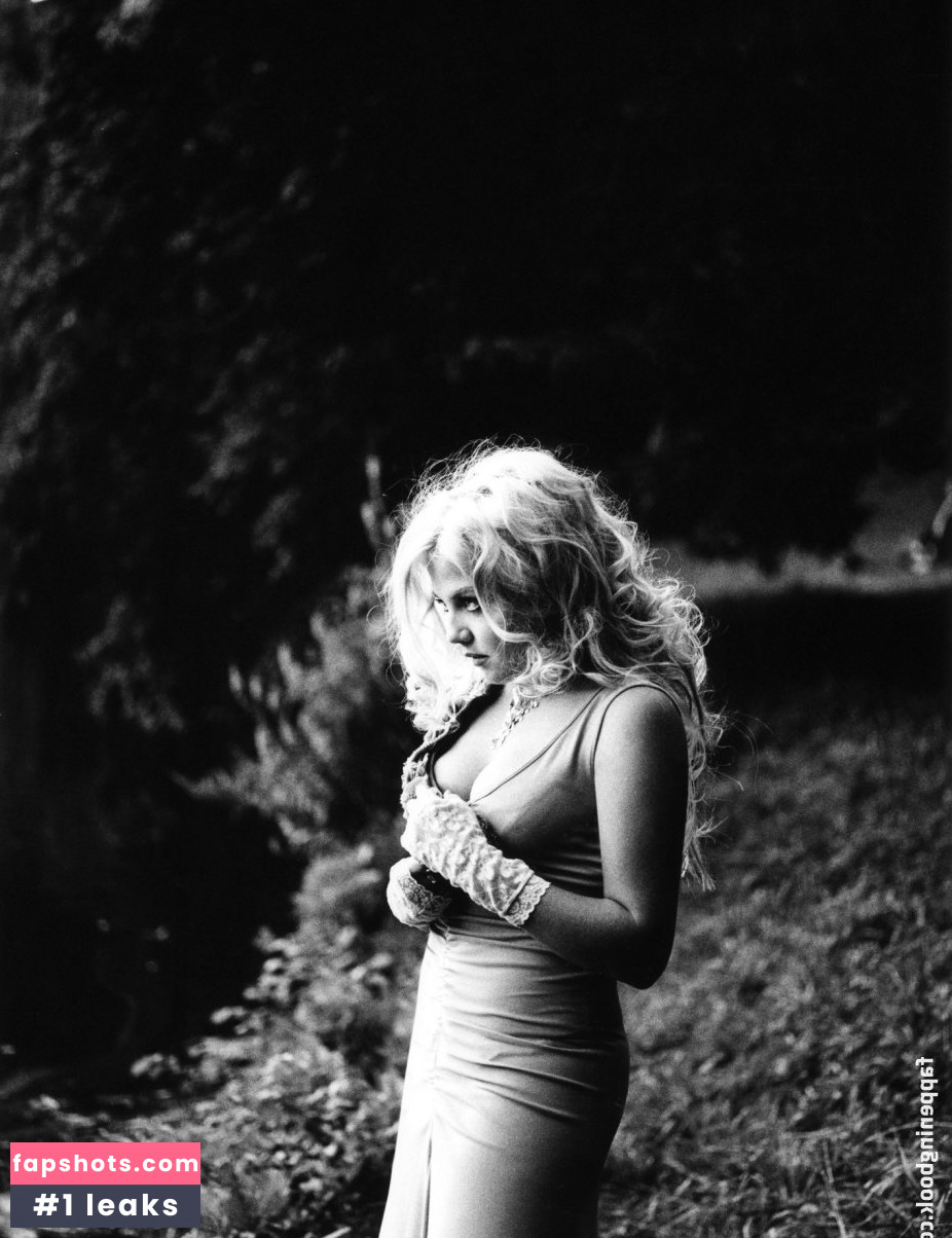 Annett Louisan gallery photo #7