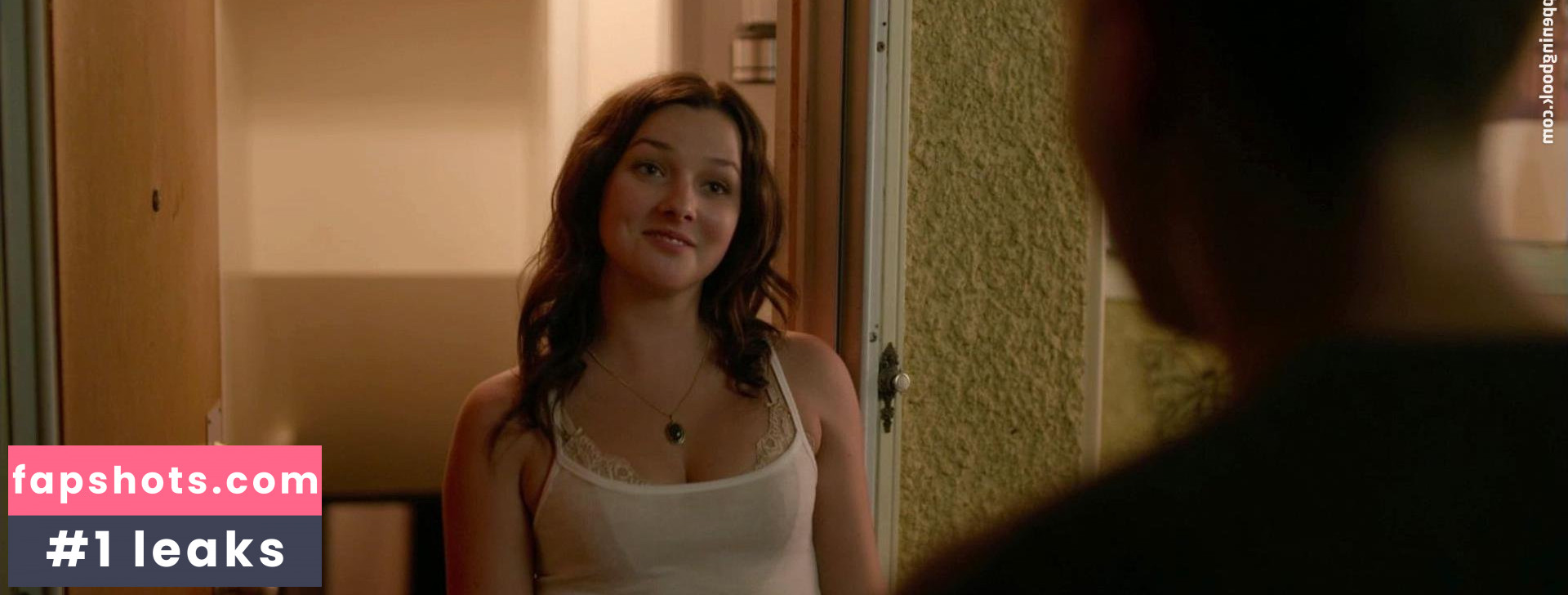 Annie Clark gallery photo #7