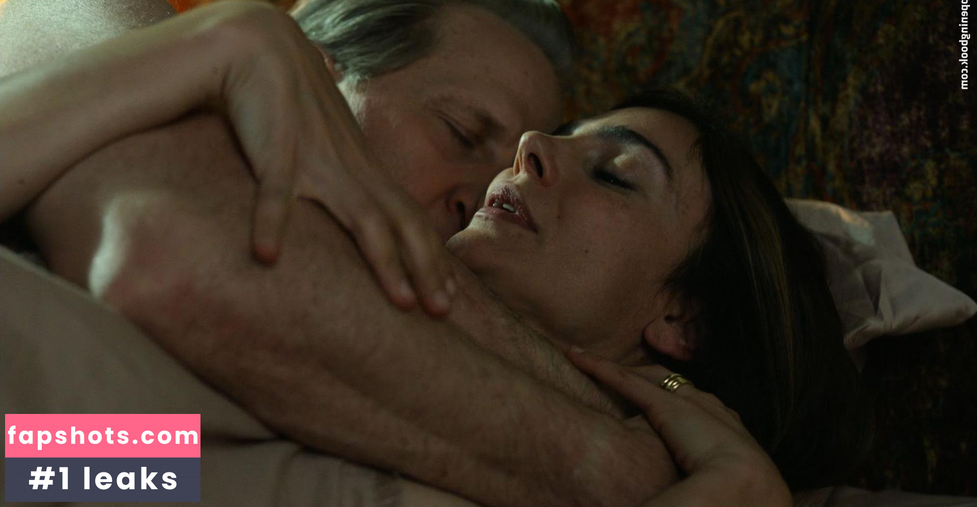 Annie Parisse gallery photo #12