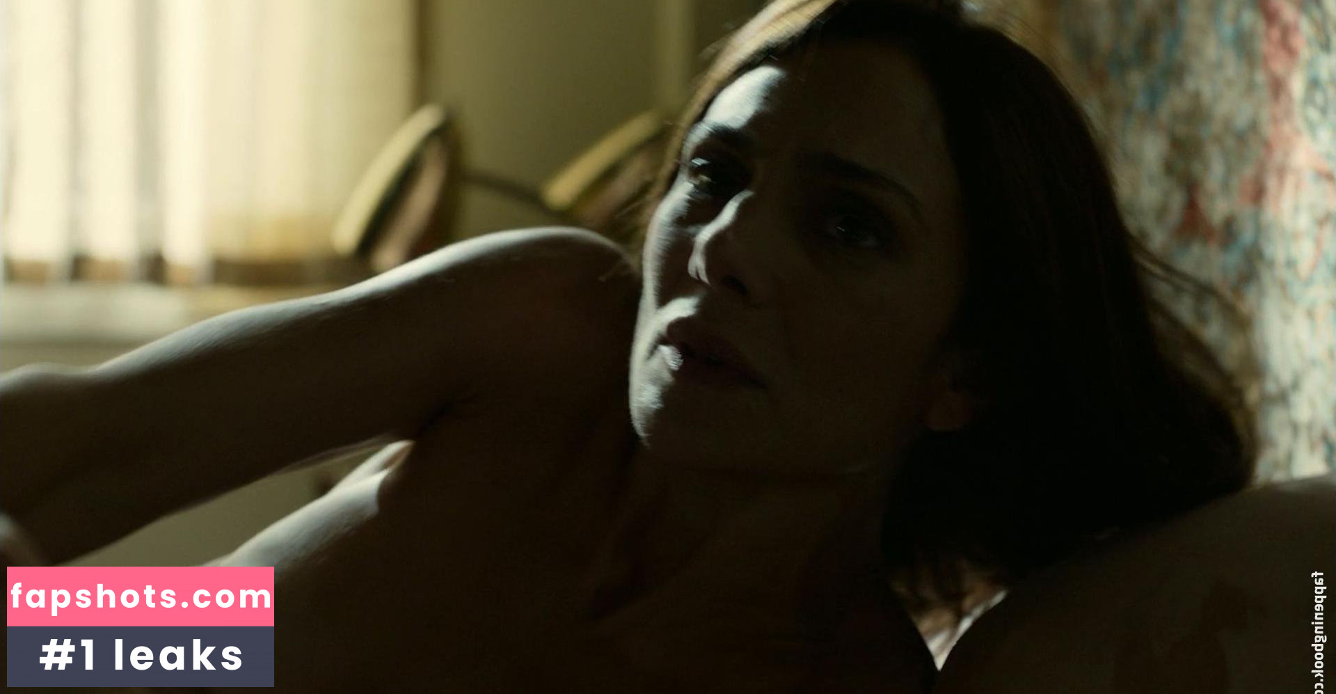 Annie Parisse gallery photo #9