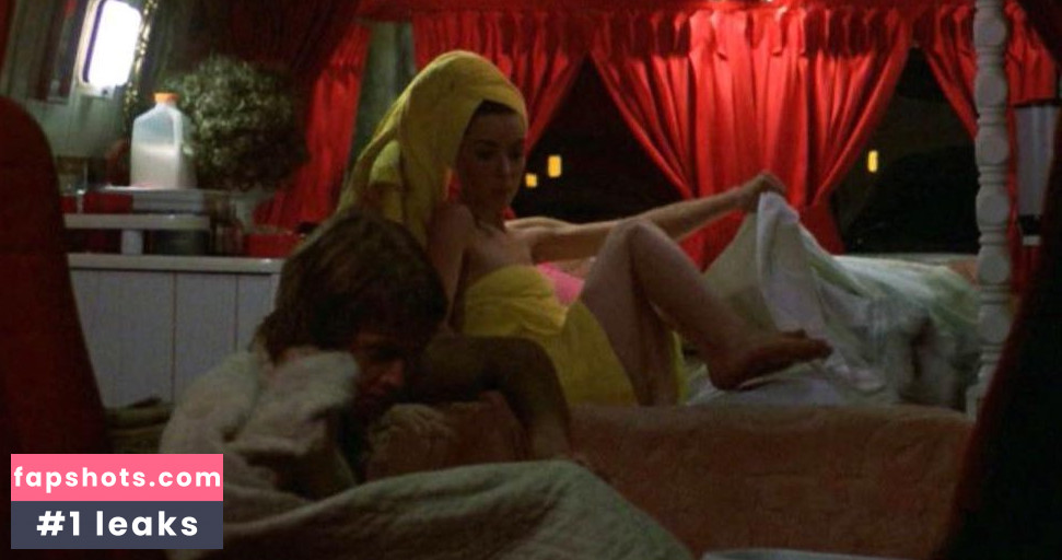 Annie Potts gallery photo #14