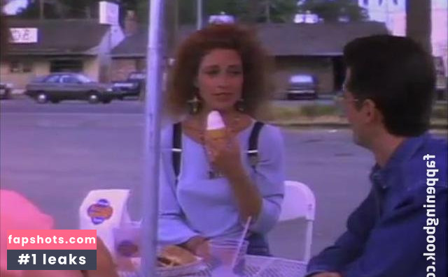 Annie Potts gallery photo #18