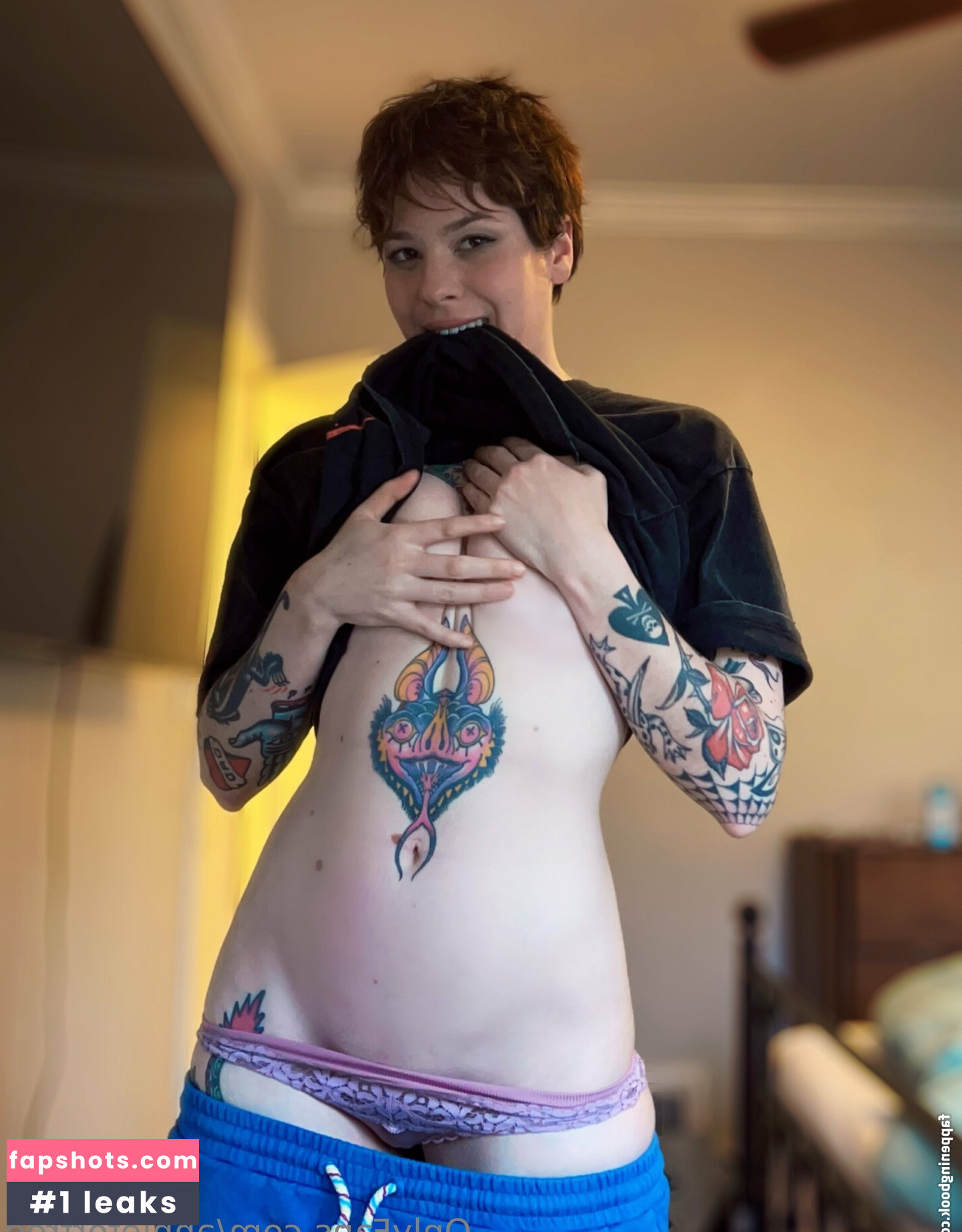 annieforfree gallery photo #6