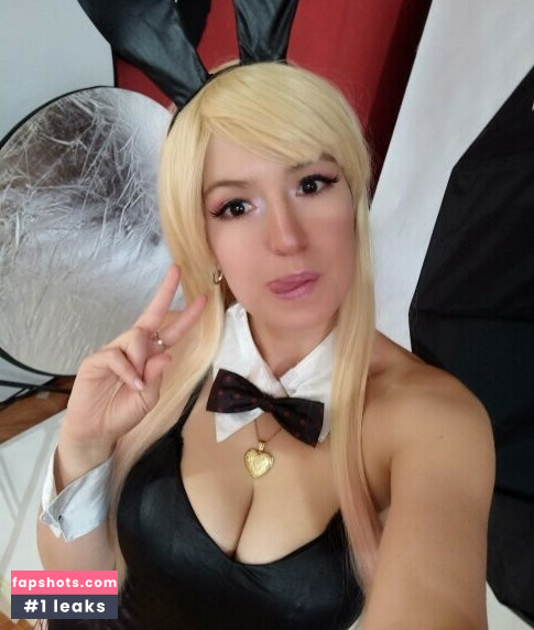 Anniemon gallery photo #15