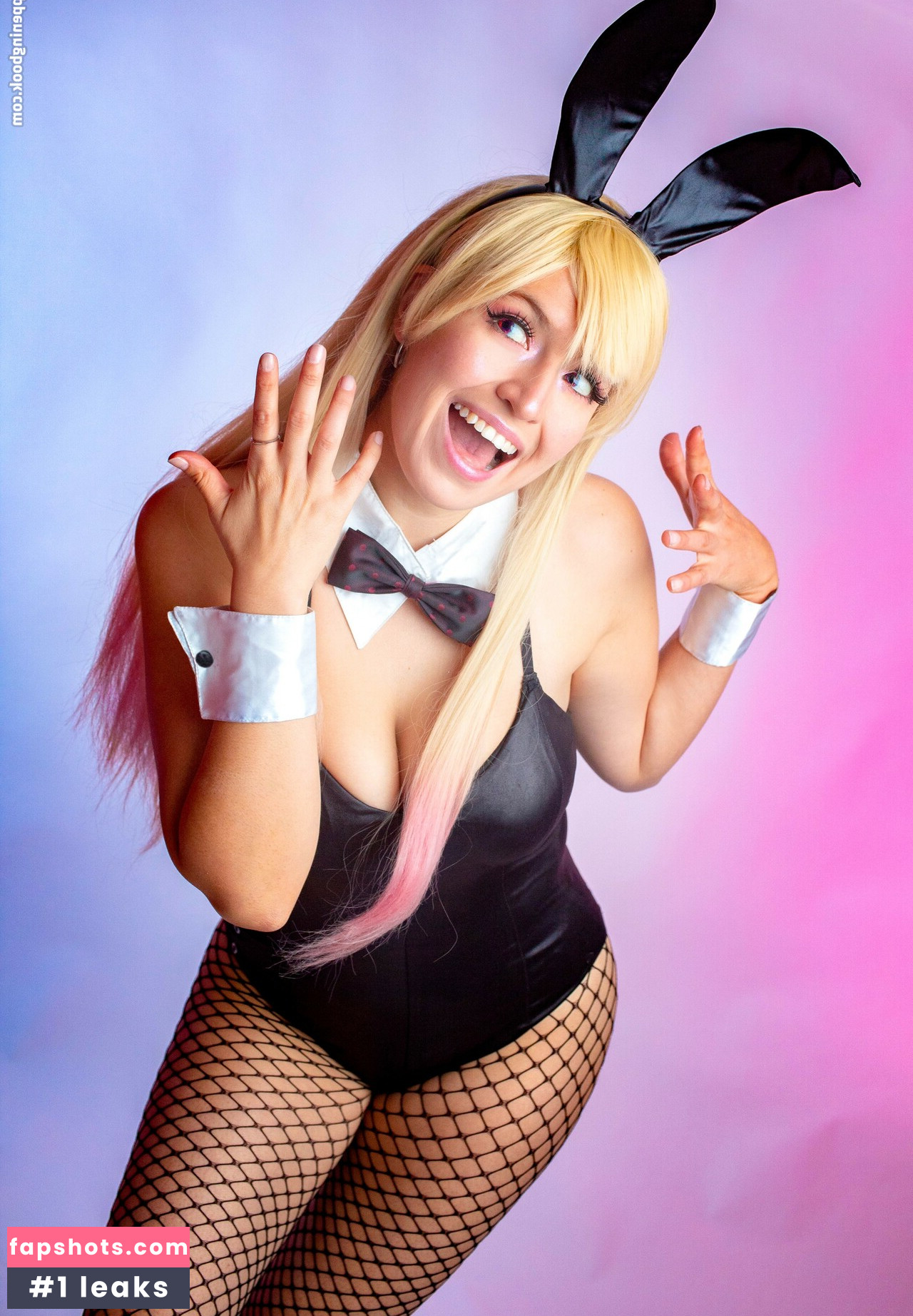 Anniemon gallery photo #19