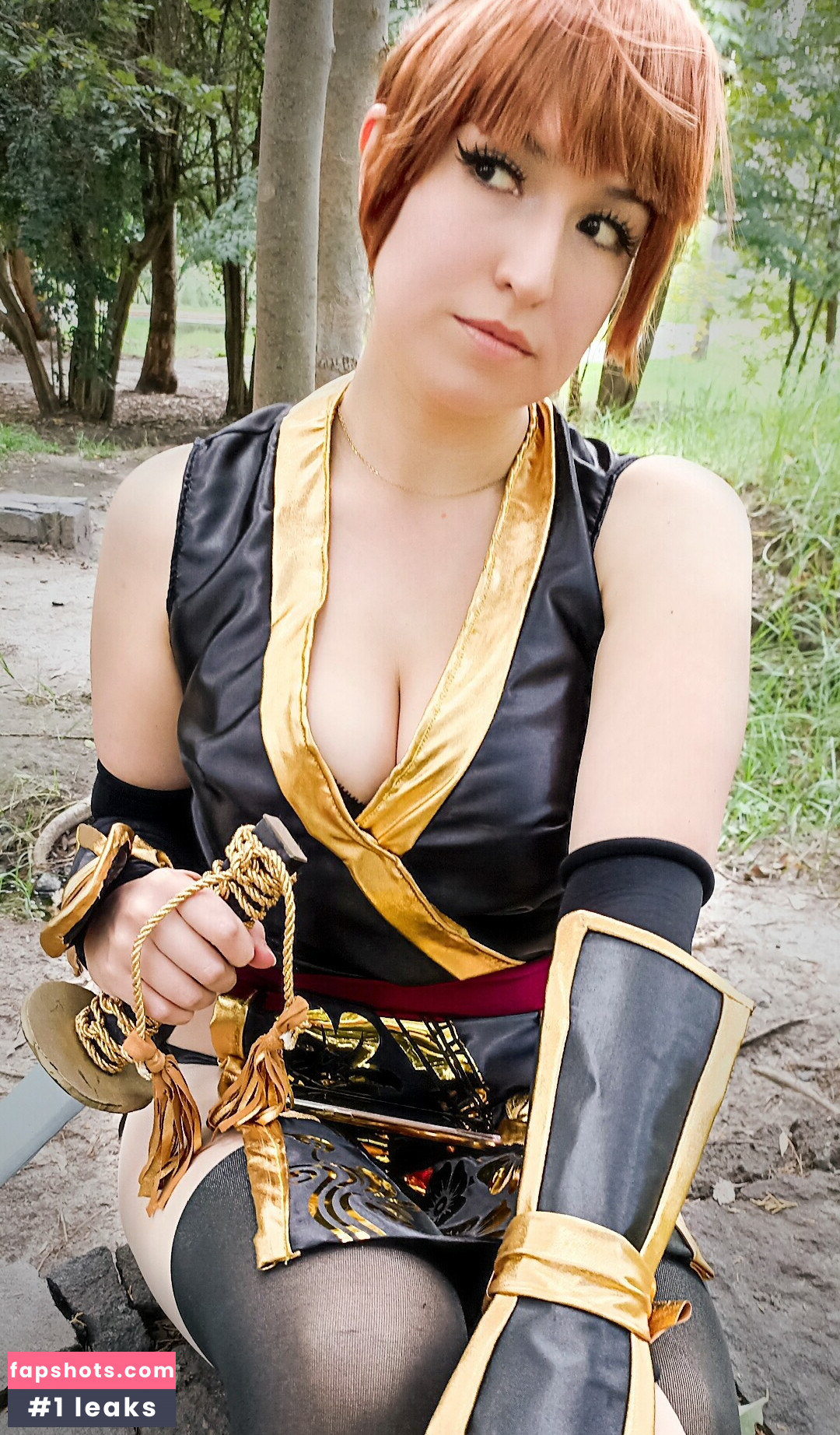 Anniemon gallery photo #29