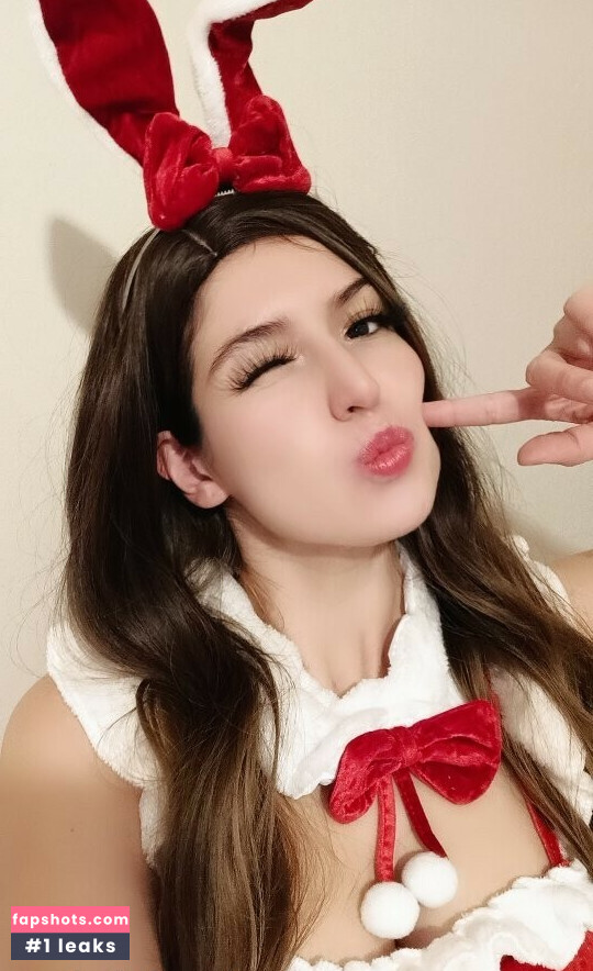 Anniemon gallery photo #51