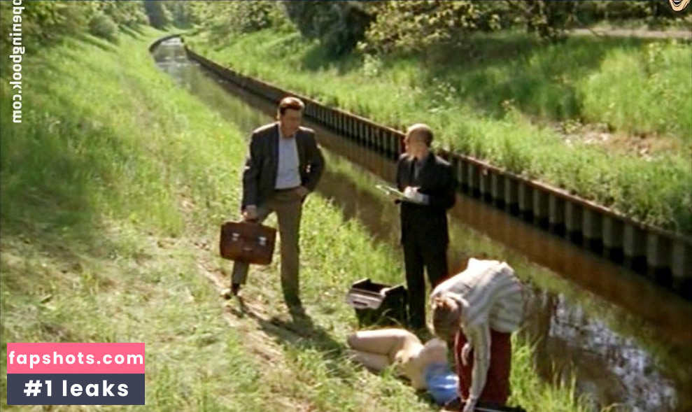 Annika Blendl gallery photo #22