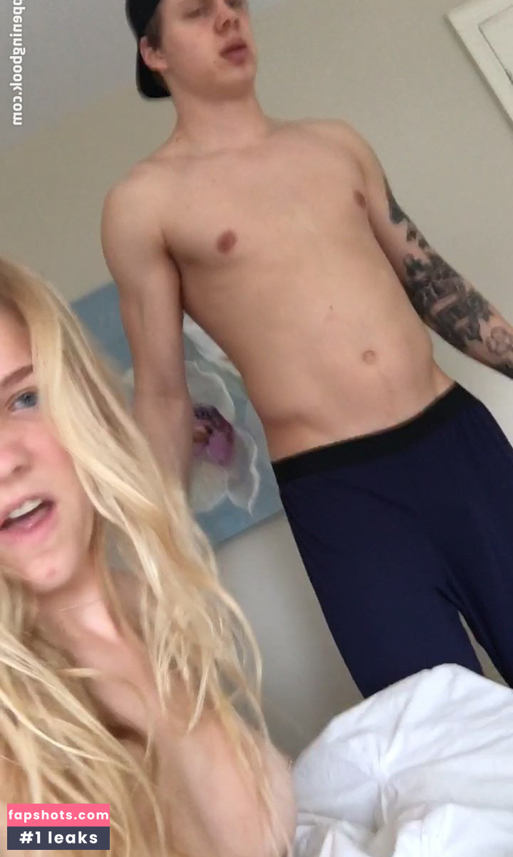 Annika Boron gallery photo #13