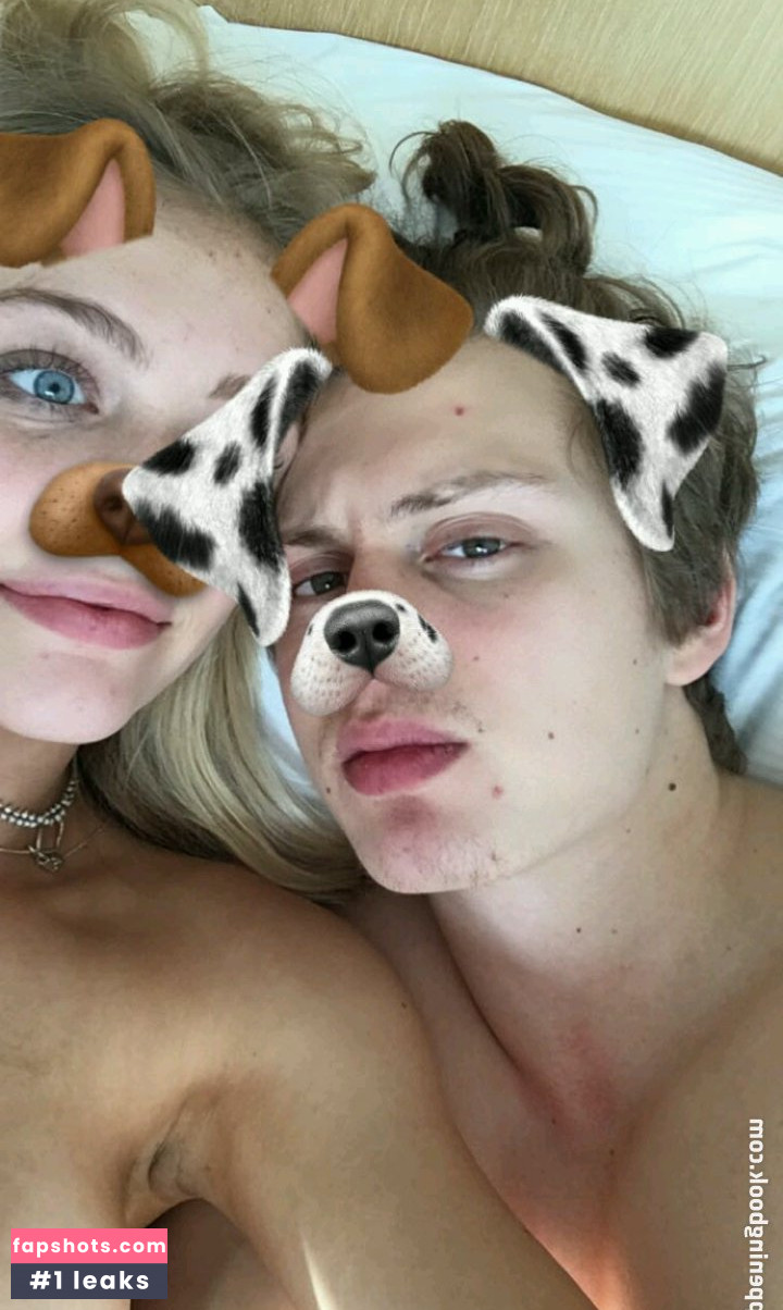 Annika Boron gallery photo #32