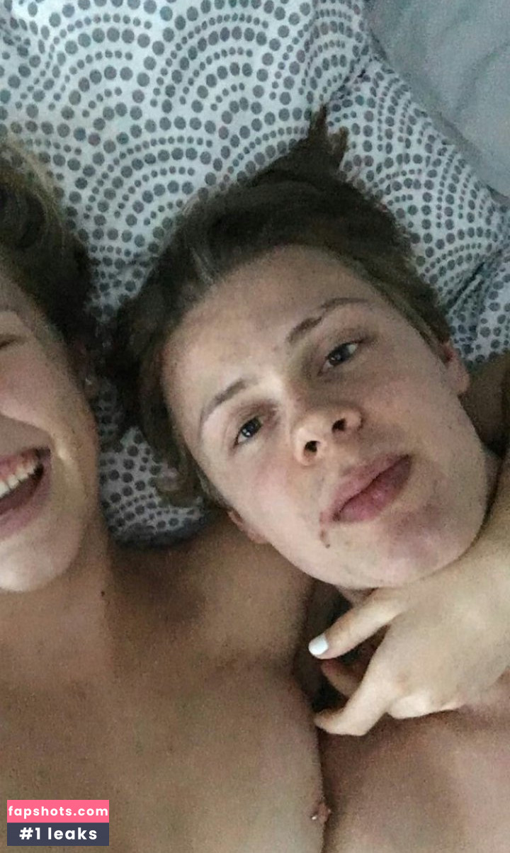 Annika Boron gallery photo #38