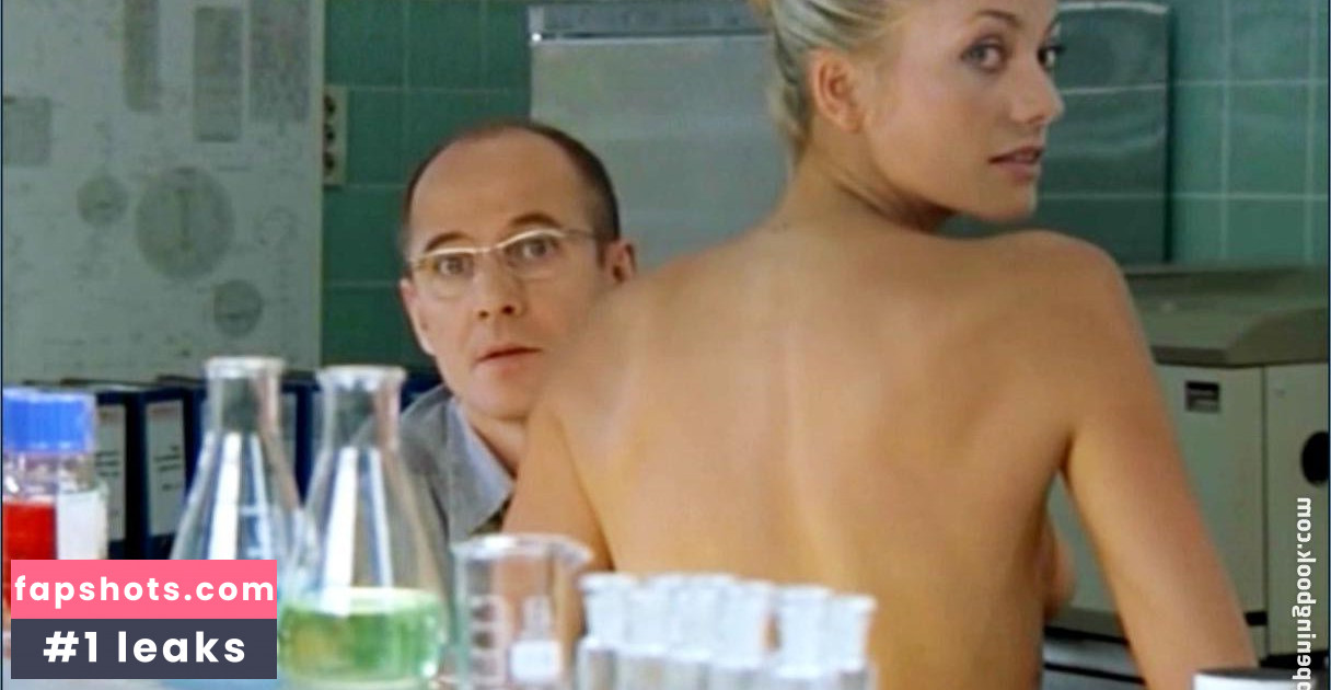 Annika Murjahn gallery photo #29