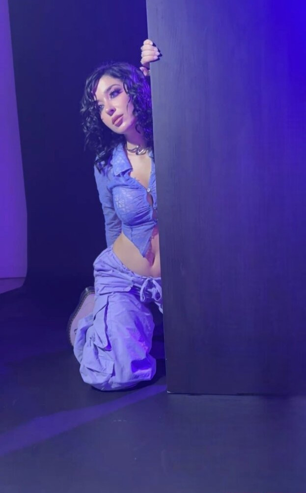 annitheduck gallery photo #571