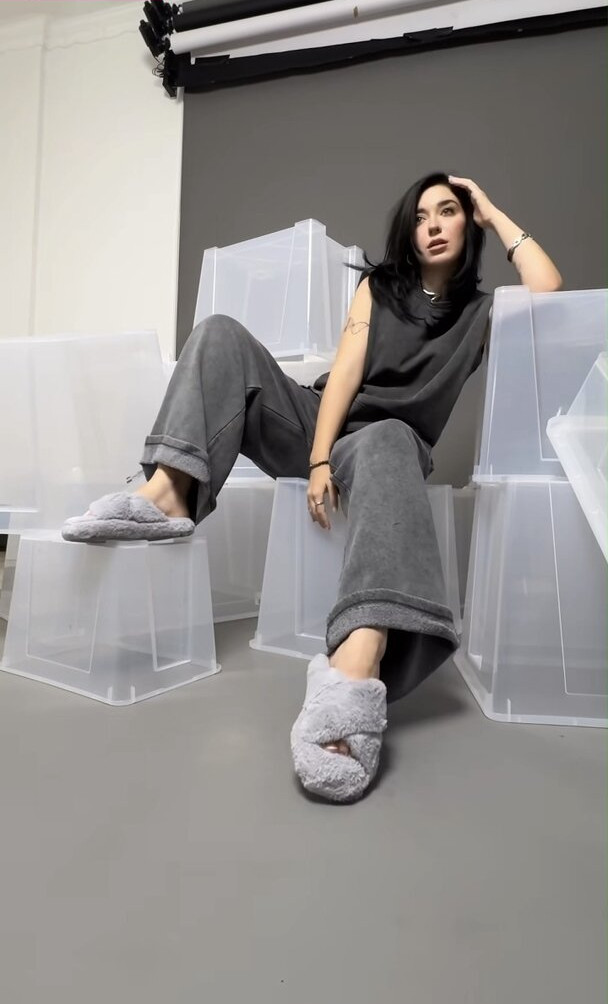 annitheduck gallery photo #577