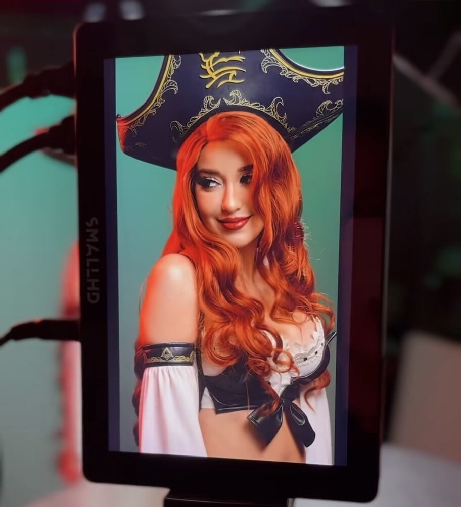 annitheduck gallery photo #588