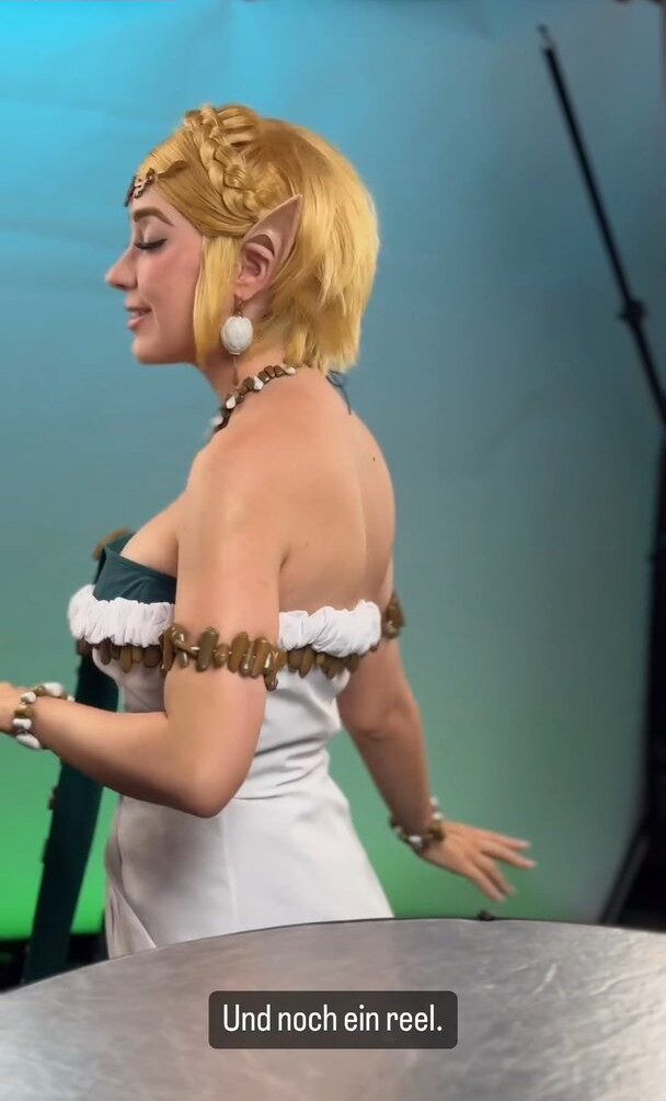 annitheduck gallery photo #609