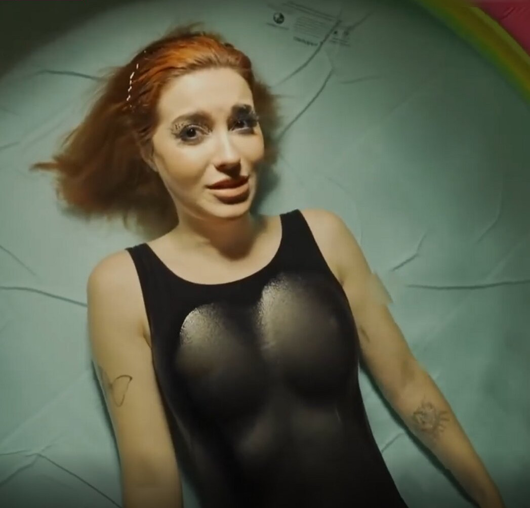 annitheduck gallery photo #673