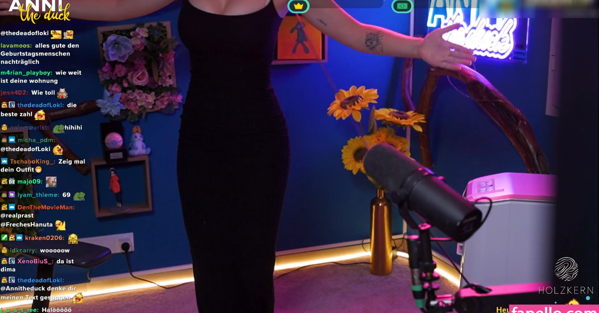 annitheduck gallery photo #678